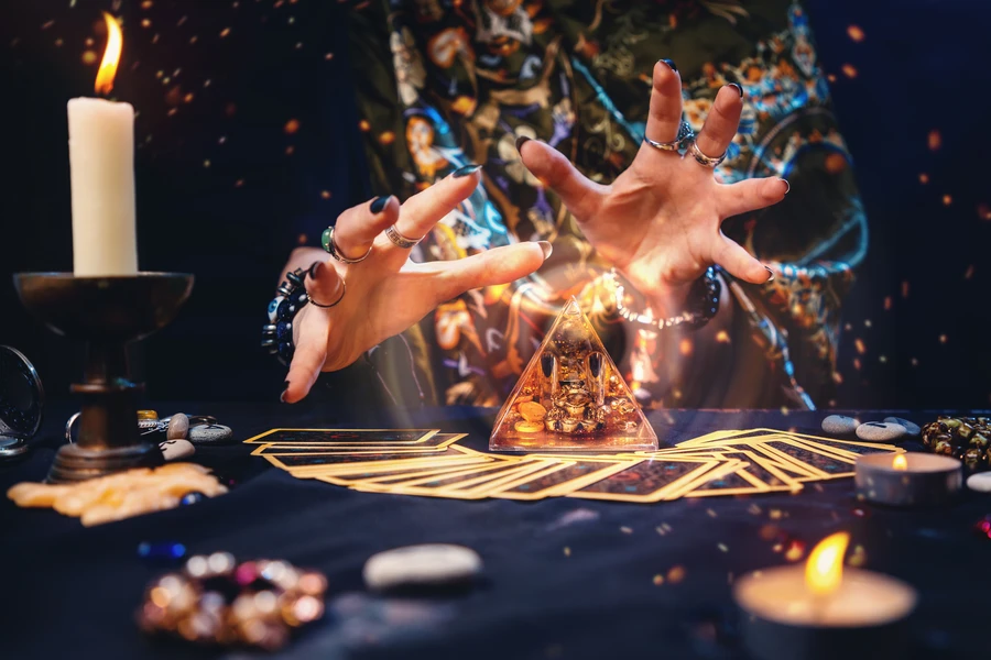 How Fortune Telling Can Guide Relationship Paths Chicago, IL